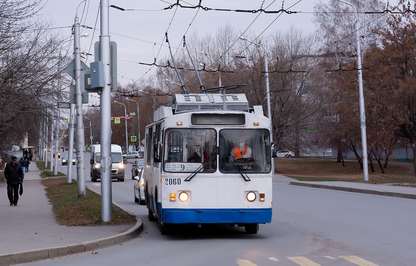 Уфа, БТЗ-5276-01 № 2060