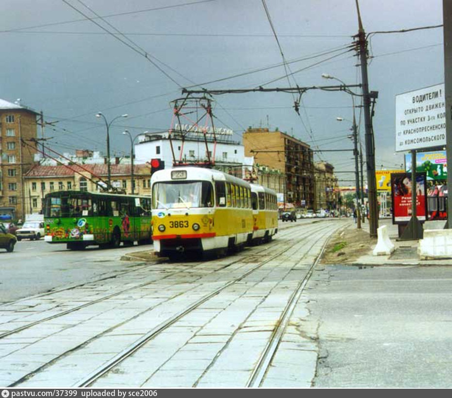 Москва, ЗиУ-682Г-012 [Г0А] № 5320; Москва, Tatra T3SU № 3863