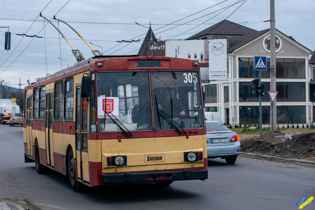 Черновцы, Škoda 14Tr89/6 № 305
