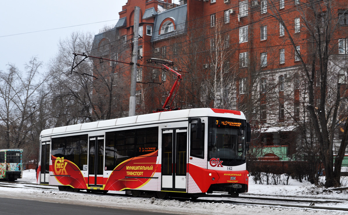 Омск, 71-407-01 № 142