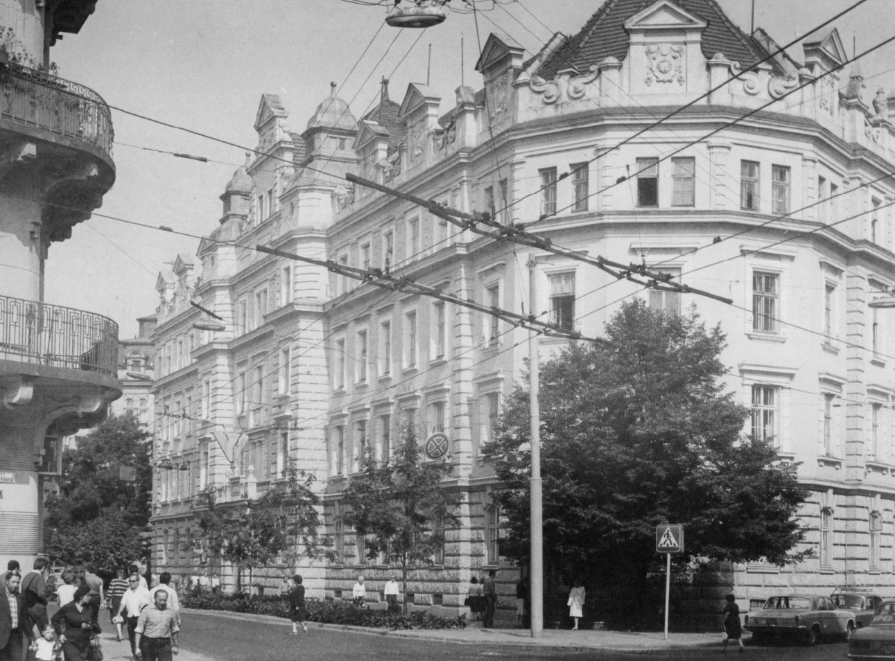 Львов — Трамвайные линии и инфраструктура; Львов — Троллейбусные линии и инфраструктура