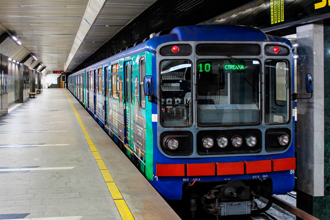 Нижний Новгород, 81-717 (ЛВЗ) № 8671