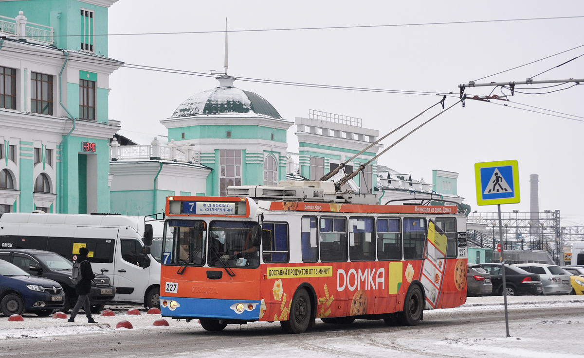Omszk, ZiU-682G-016.02 — 227 Omszk, ZiU-682G-016.02 — 227