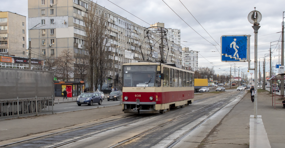 Киев, Tatra T6B5SU № 038