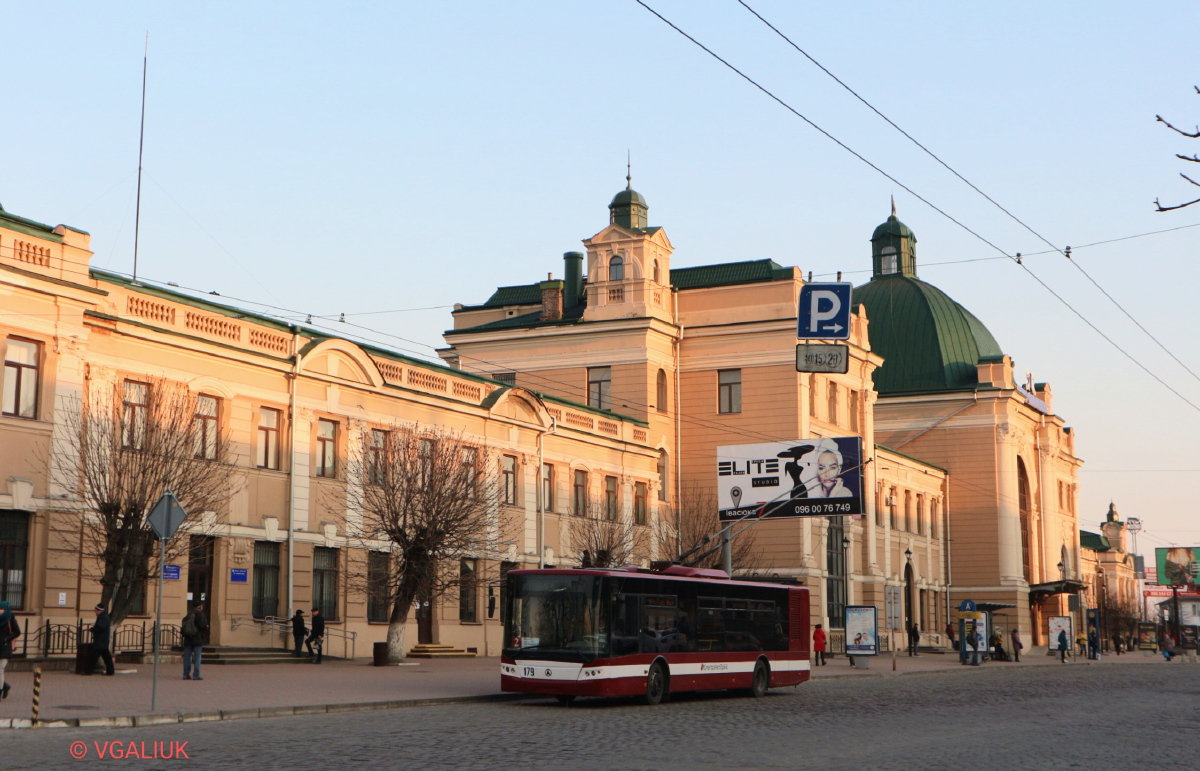 Ивано-Франковск, ЛАЗ E183D1 № 179