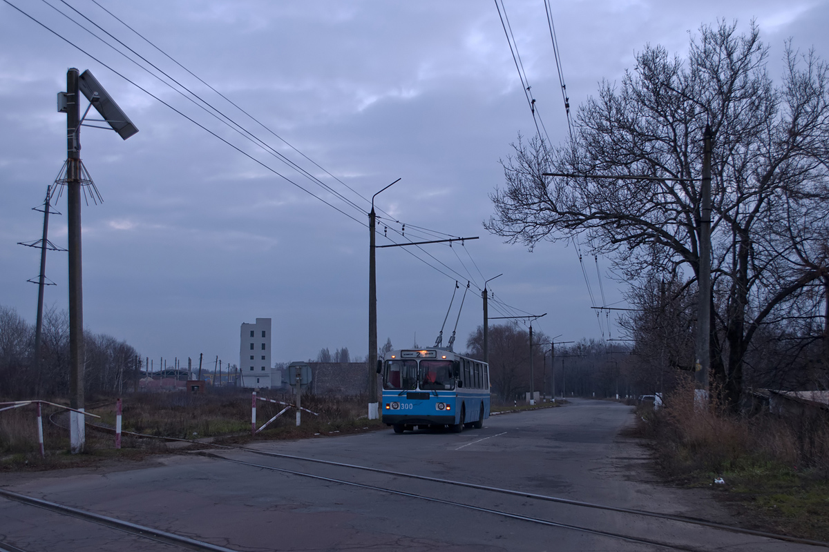 Сумы, ЗиУ-682Г-016 (012) № 300