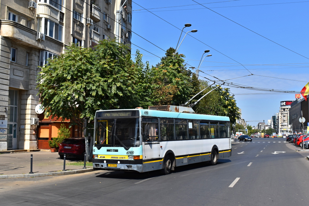 Bukurešť - Ilfov, Ikarus 415.80 č. 5242