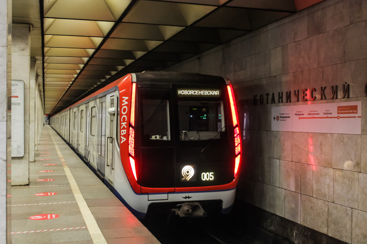 Москва — Метрополитен — [6] Калужско-Рижская линия; Москва — Метрополитен — Подвижной состав — 81-765/766/767 «Москва» и модификации