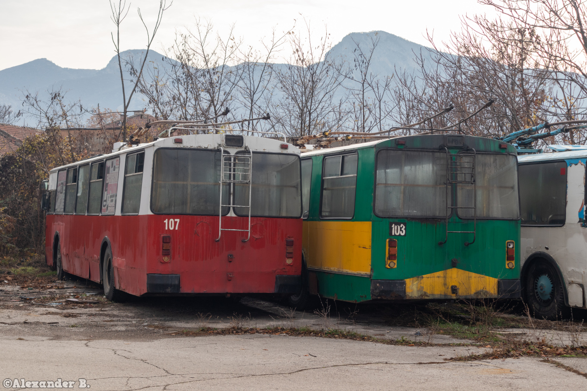 Враца, ЗиУ-682В1УБ № 107; Враца, ЗиУ-682В1УБ № 103