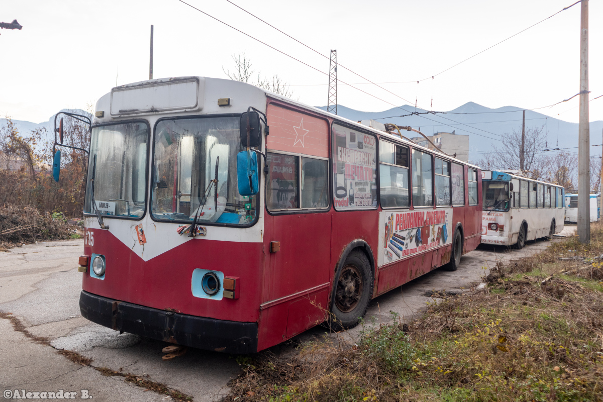 Враца, ЗиУ-682В1УБ № 105