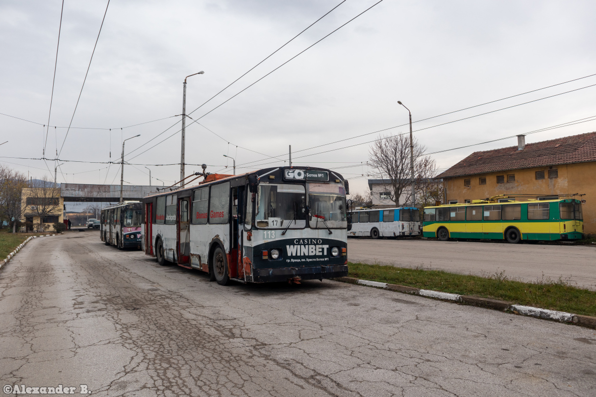 Враца, ЗиУ-682В1УБ № 113
