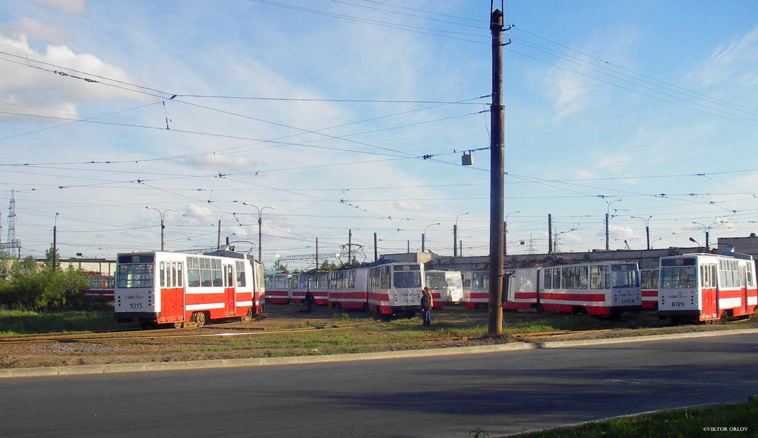 Санкт-Петербург, ЛВС-86К № 1015; Санкт-Петербург, ЛВС-86К № 1006; Санкт-Петербург, ЛВС-86К № 1074; Санкт-Петербург, ЛВС-86К № 1019; Санкт-Петербург — Конечные станции и разворотные кольца