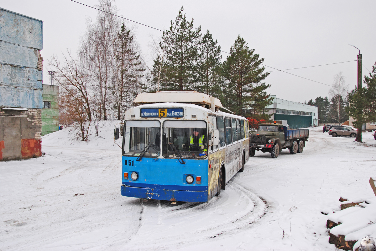 Dzerzhinsk, ZiU-682G [G00] Nr. 051; Dzerzhinsk — Activities of the Museum of Urban Transport; Dzerzhinsk — Transfer of trolleybus ZiU-682G [G00] No. 051 to the tram depot for the Urban transport museum