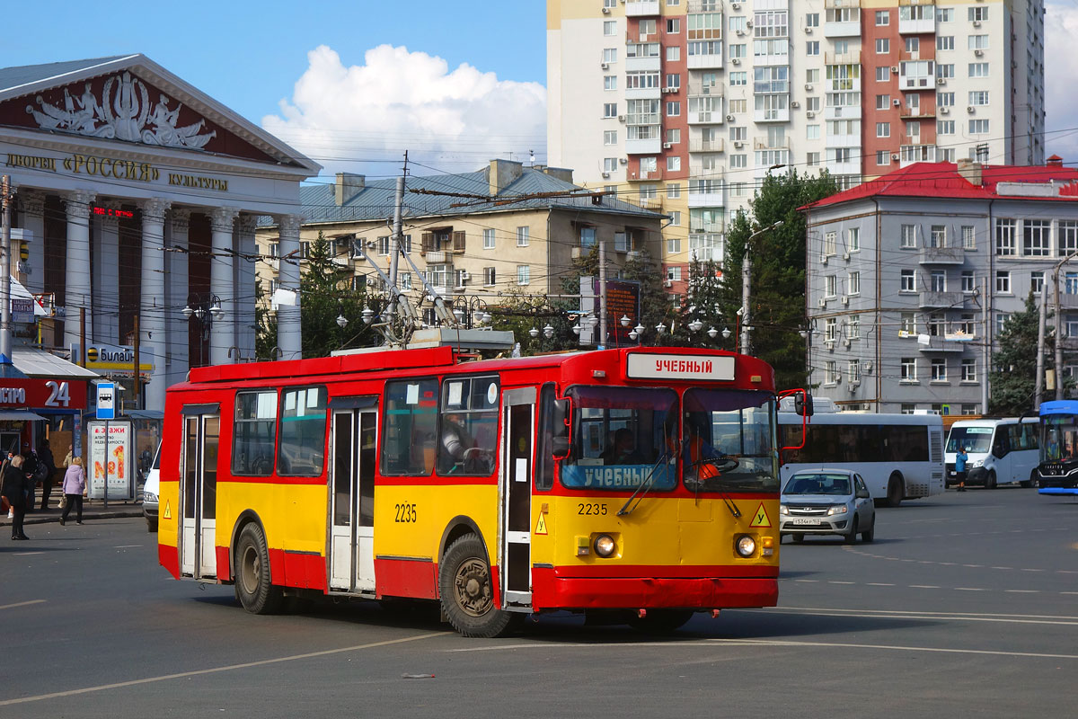 Саратов, ЗиУ-52642 № 2235