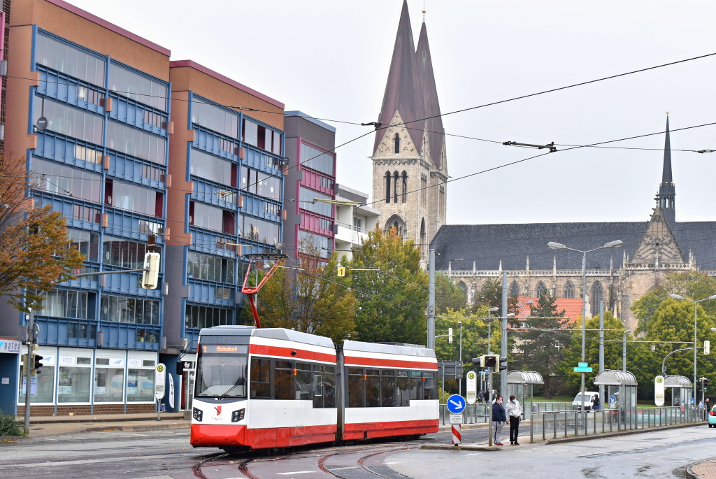 Хальберштадт, Leoliner Fahrzeug-Bau Leipzig NGTW6H № 1