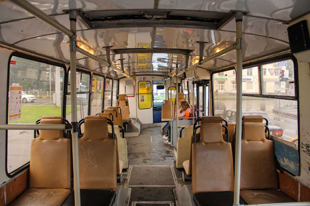 Великий Новгород, ЗиУ-682 КР Иваново № 13