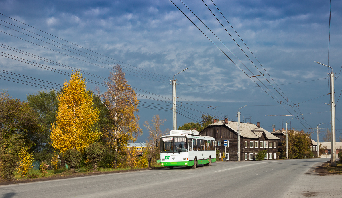 Leninsk-Kuznetskiy, LiAZ-5280 č. 87