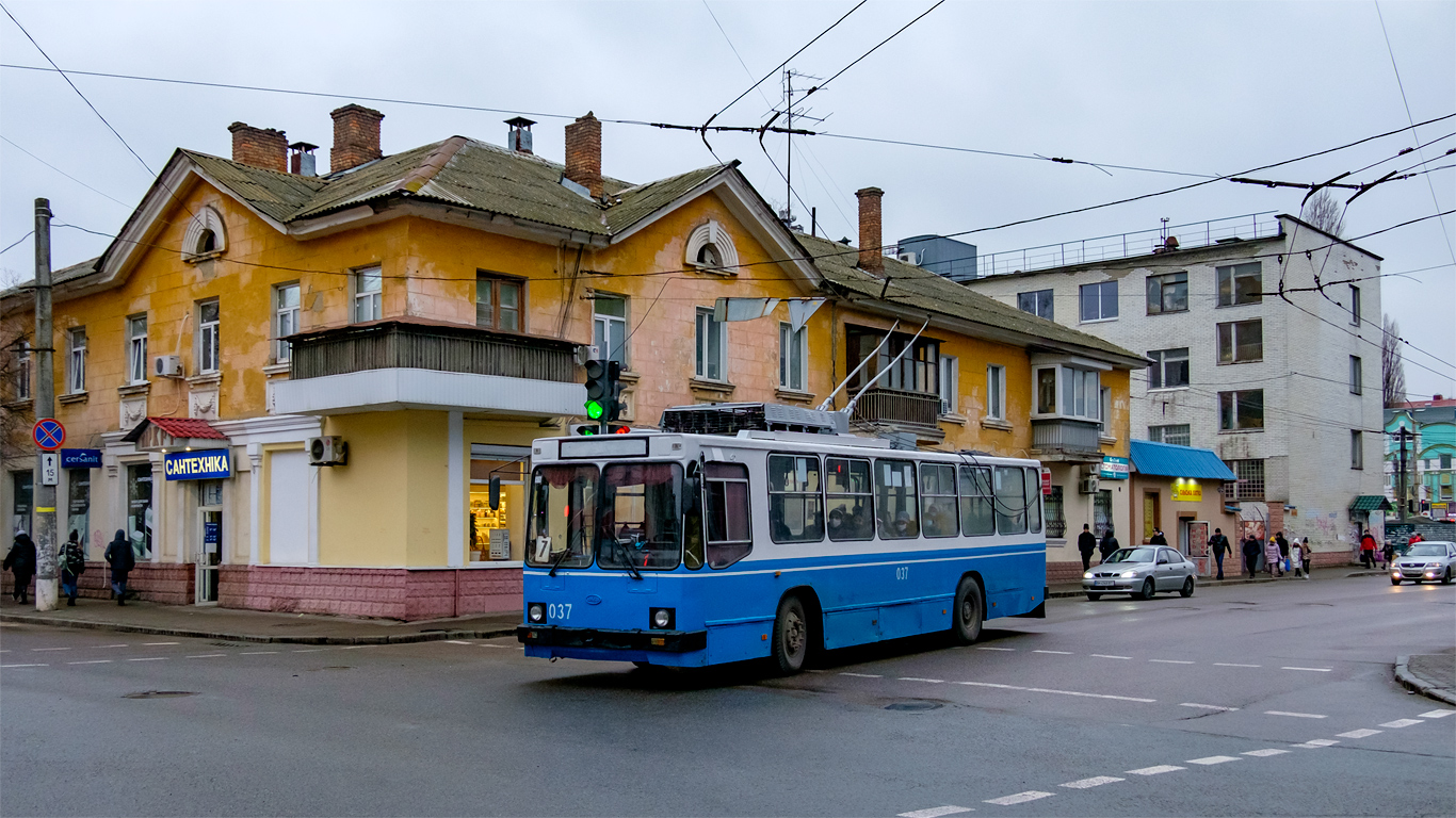 Сумы, ЮМЗ Т2 № 037
