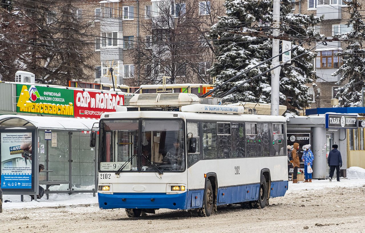 Ufa, BTZ-52767A č. 2102
