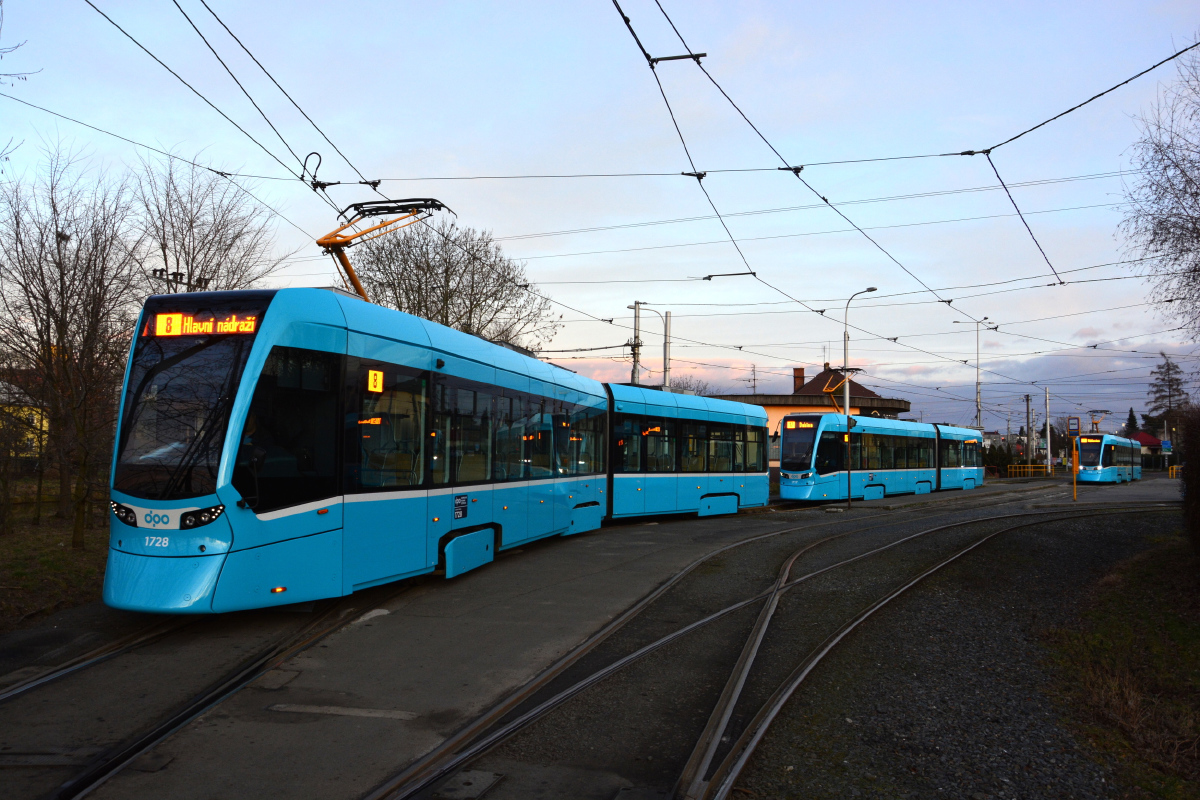 Острава, Stadler Tango NF2 № 1728