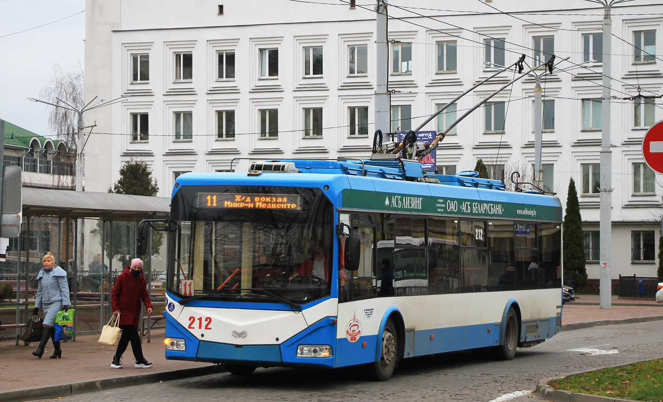 Витебск, БКМ 321 № 212