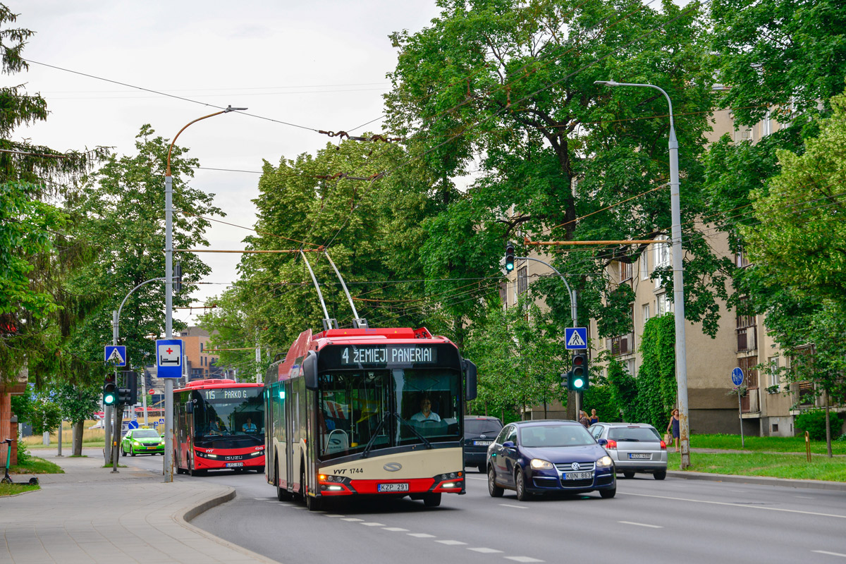 Vilnius, Solaris Trollino IV 12 Škoda nr. 1744