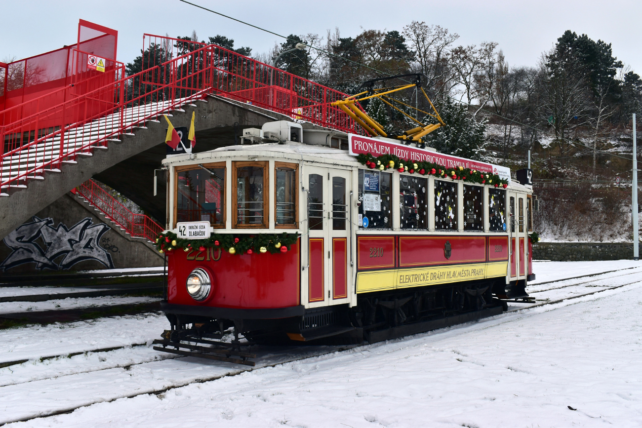 Прага, Ringhoffer DSM № 2210; Прага — Рождественский трамвай Прага, Ringhoffer DSM № 2210; Прага — Рождественский трамвай