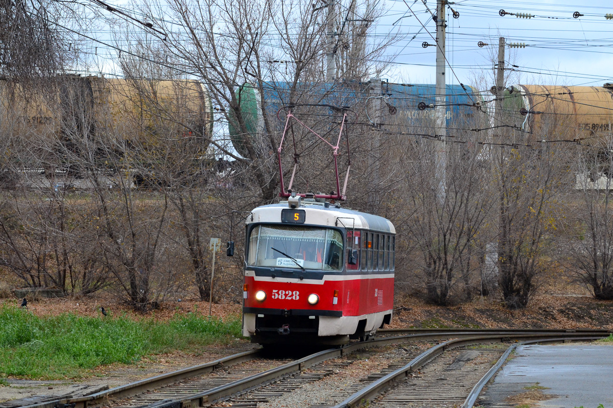Wołgograd, Tatra T3SU Nr 5828