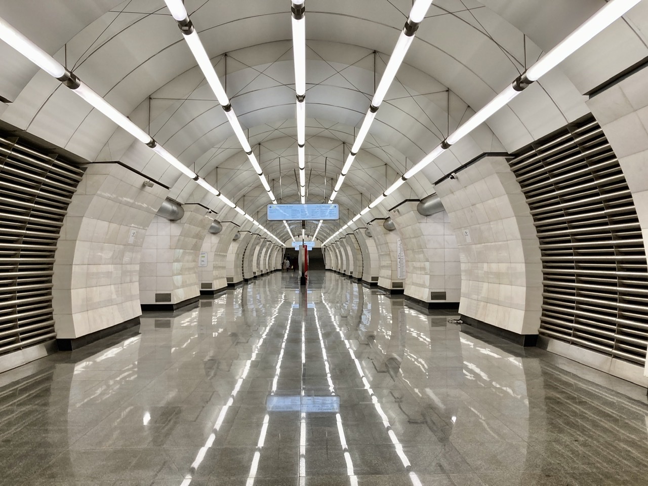 Москва — Метрополитен — [10] Люблинско-Дмитровская линия