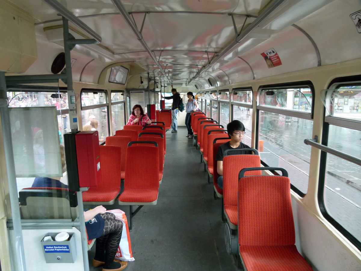 Хале, Tatra T4DC № 1156