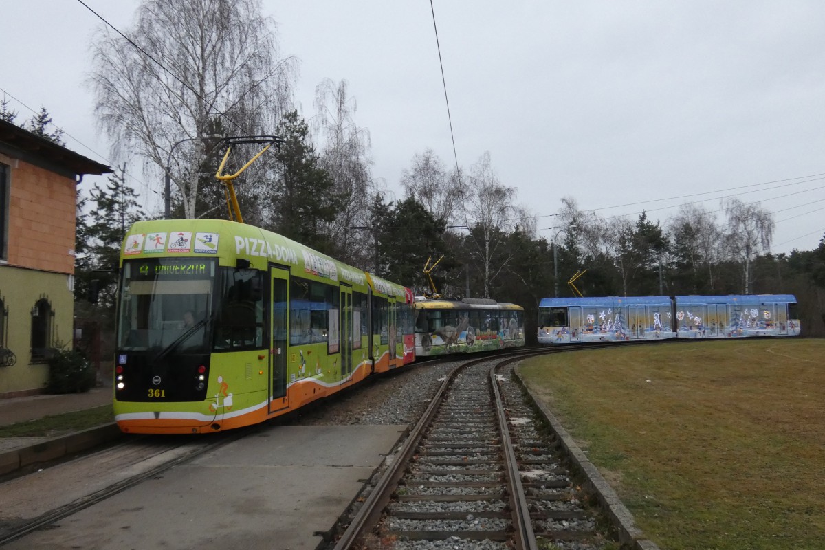 Пльзень, Vario LF2/2 IN № 361; Пльзень, Vario LF2/2 IN № 366; Пльзень — Рождественский трамвай