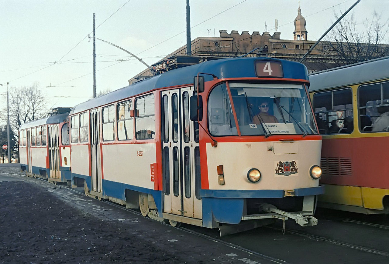 Рига, Tatra T3A № 5-2327