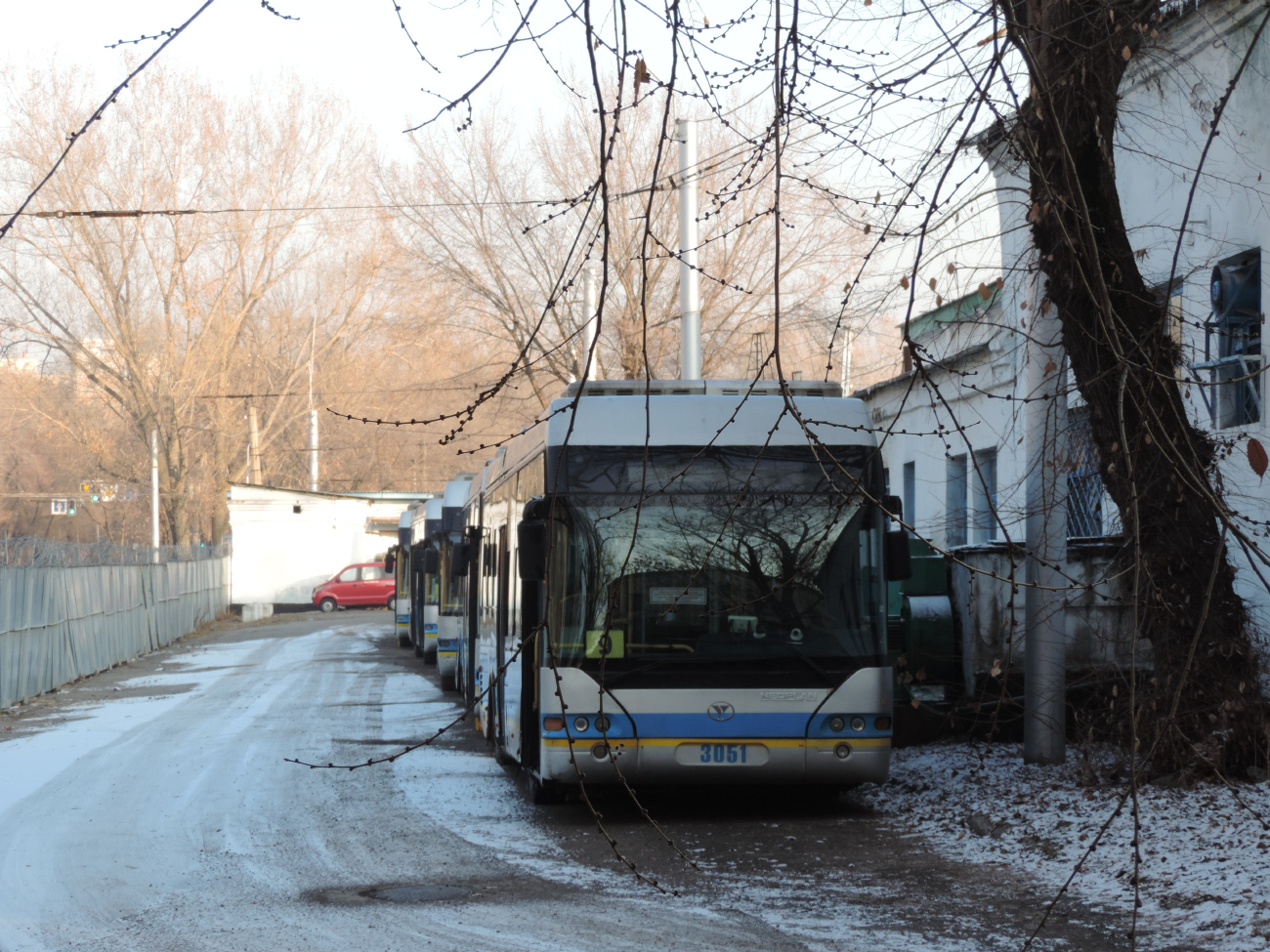 Алматы, YoungMan JNP6120GDZ (Neoplan Kazakhstan) № 3051