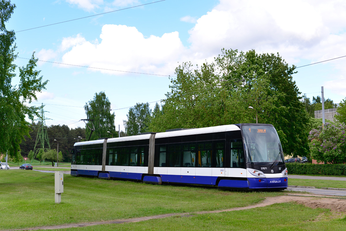 Рига, Škoda 15T ForCity Alfa Riga № 57071