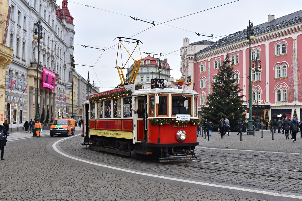 Прага, Ringhoffer DSM № 2210; Прага — Рождественский трамвай