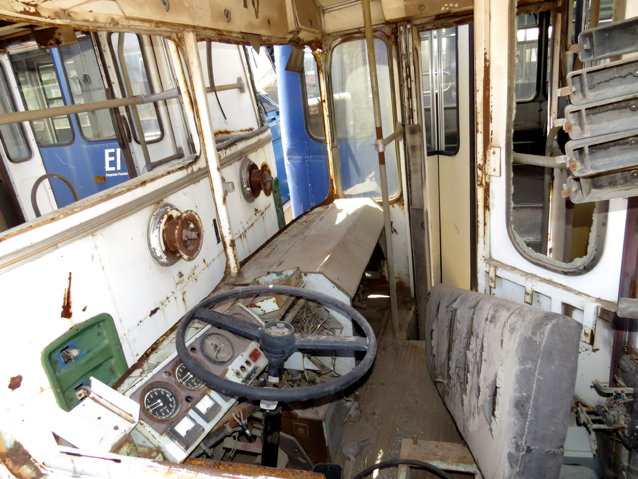 Мендоса, ЗиУ-682УА № 19; Мендоса, ЗиУ-682УА № 12; Мендоса — Хранилище Rodeo de la Cruz