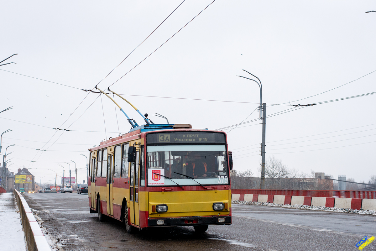 Черновцы, Škoda 14Tr17/7M № 379