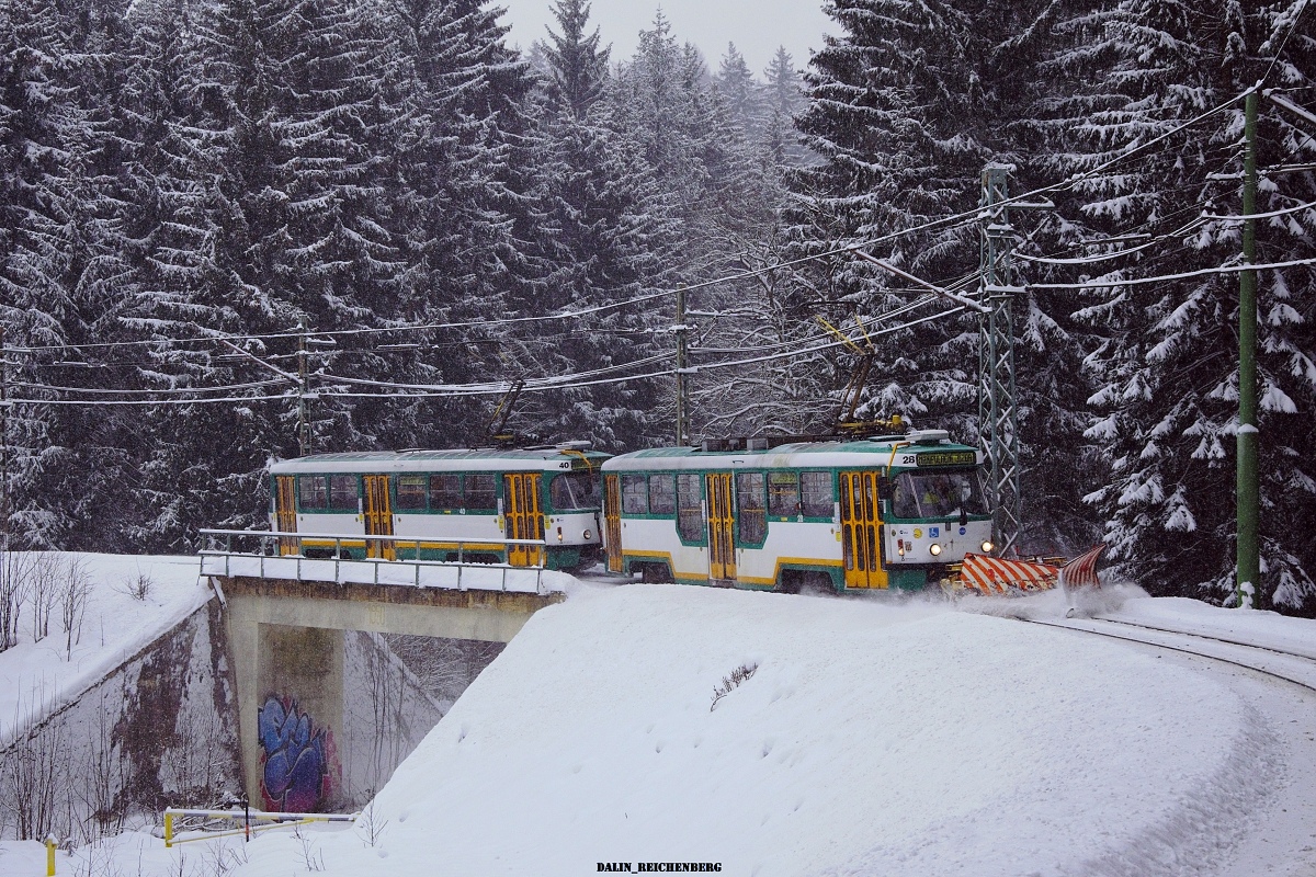 Либерец ― Яблонец-над-Нисой, Tatra T3R.PLF № 28; Либерец ― Яблонец-над-Нисой, Снегоочиститель № n/a