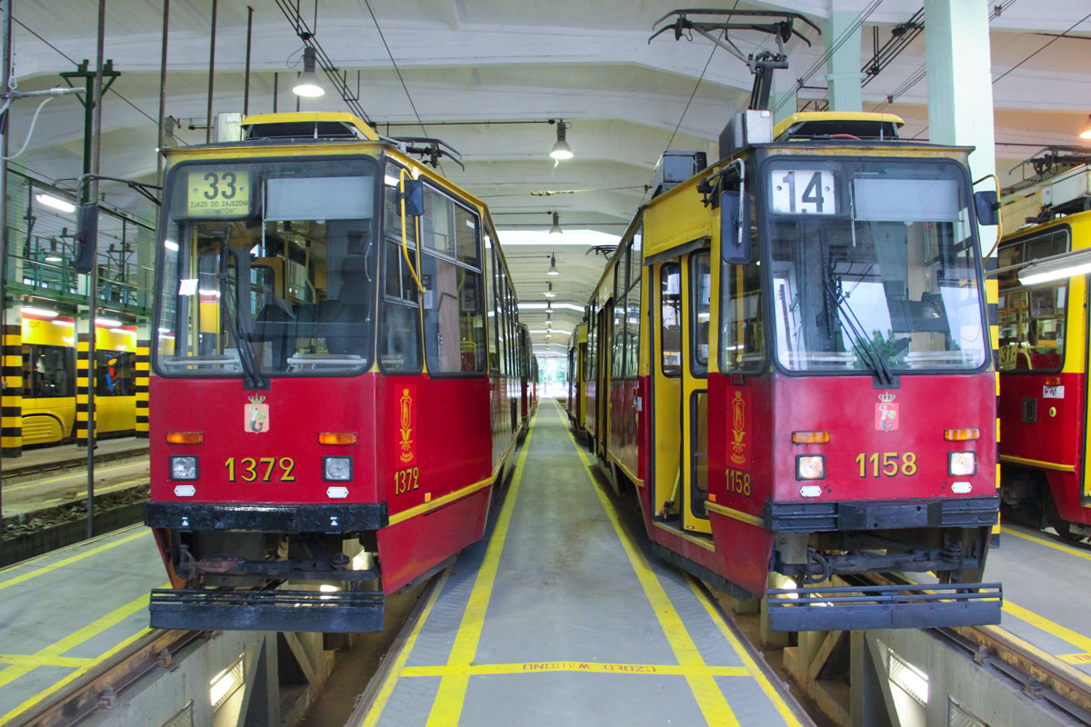 Варшава, Konstal 105Na № 1372; Варшава, Konstal 105Na № 1158