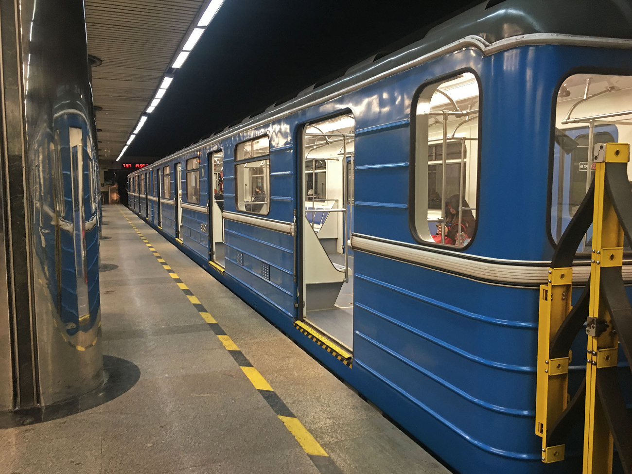 Yekaterinburg, 81-714.5 (LVZ/VM) # 8258