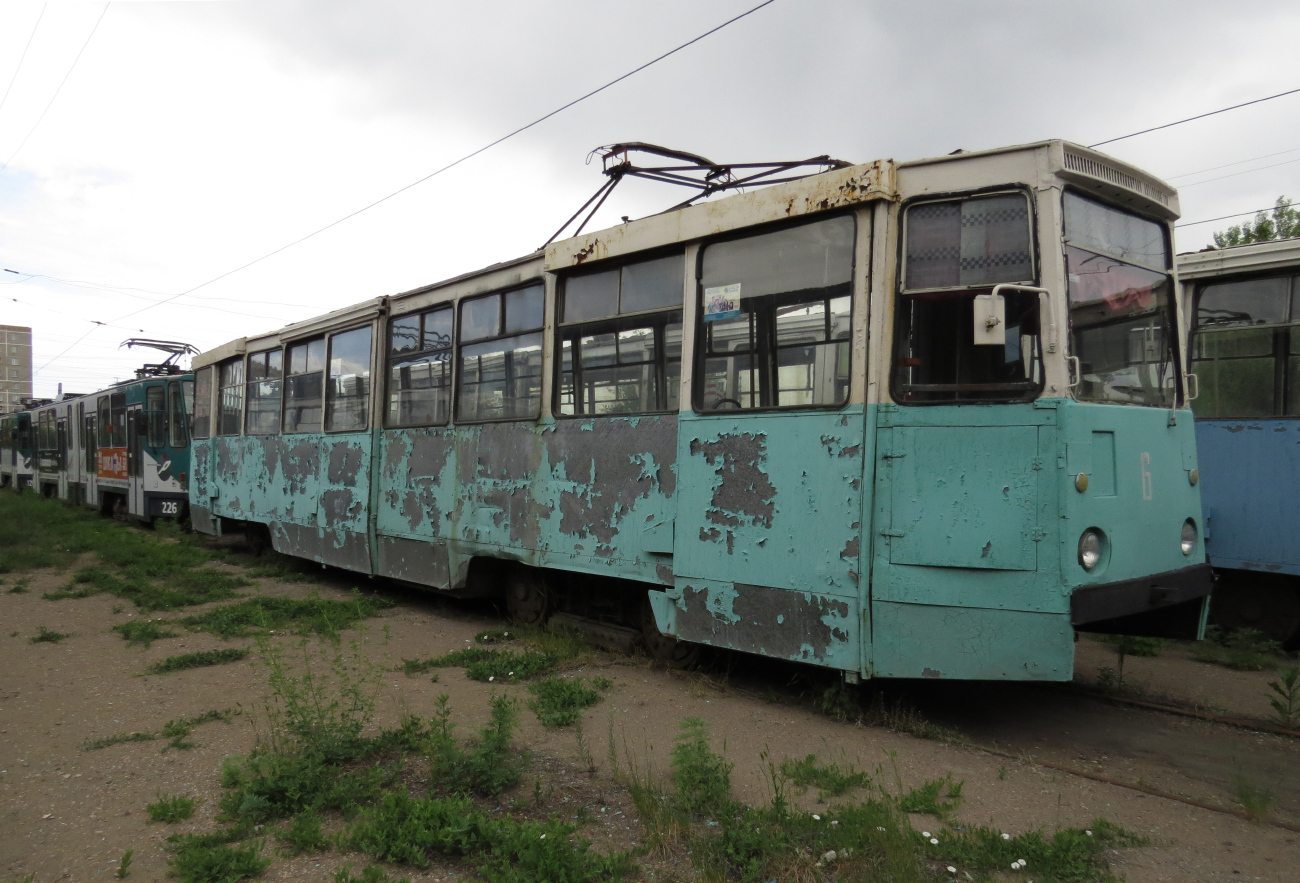 Темиртау, 71-605 (КТМ-5М3) № 6; Темиртау, Tatra KT4DM № 226; Темиртау — Трамвайный парк