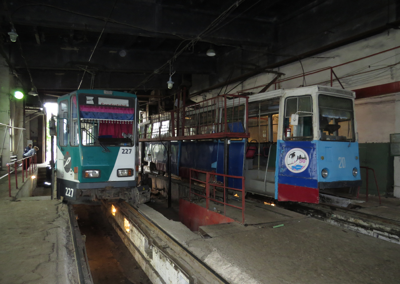 Темиртау, Tatra KT4DM № 227; Темиртау, 71-605 (КТМ-5М3) № 20; Темиртау — Трамвайный парк