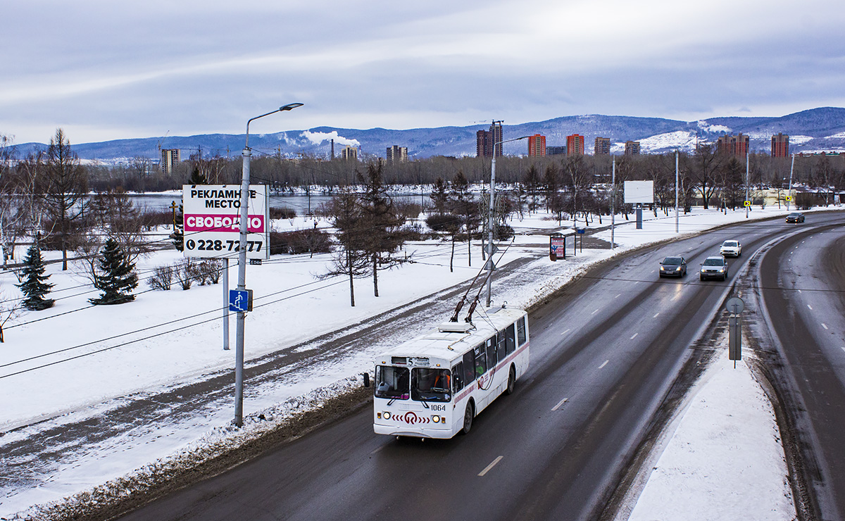 Красноярск, ЗиУ-682Г-016 (018) № 1064