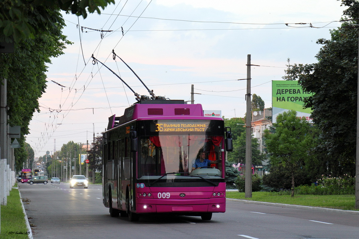 Kremenčuka, Bogdan T70117 № 009