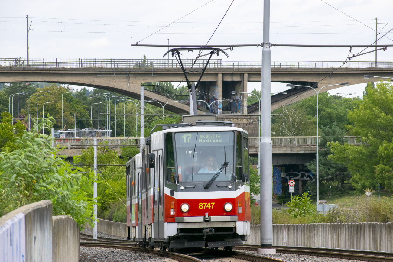 Прага, Tatra T6A5 № 8747