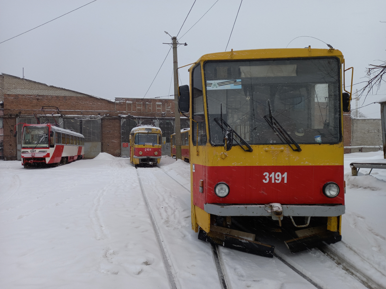 Барнаул, Tatra T6B5SU № 3191; Барнаул, Tatra T3SU (двухдверная) № 2151; Барнаул, Tatra TB4D КВР Барнаул № 1297