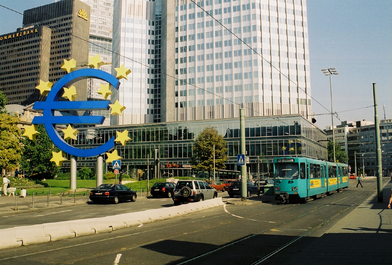 Франкфурт-на-Майне, Duewag Ptb № 692