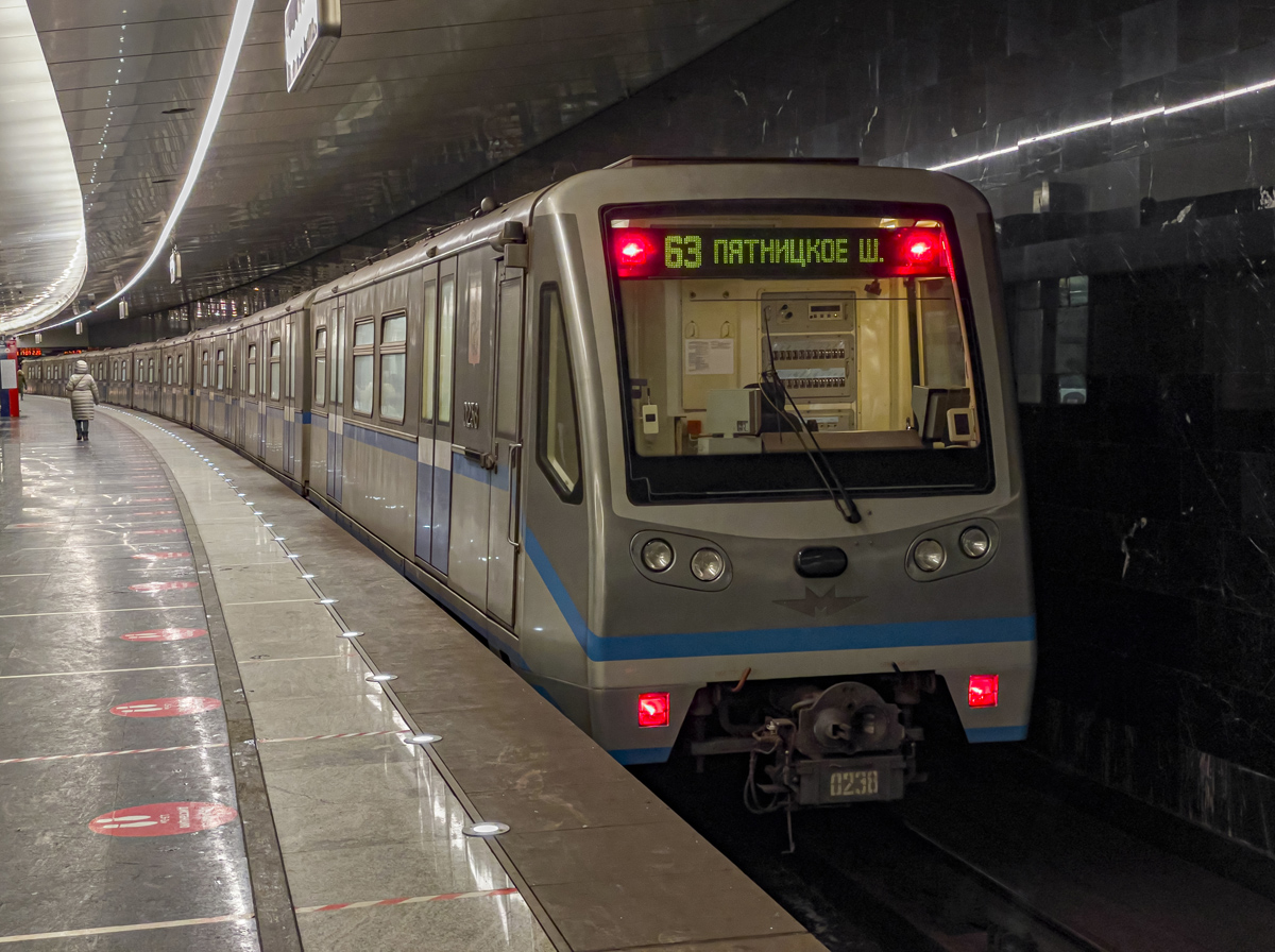 Москва, 81-740.4 «Русич» № 0238