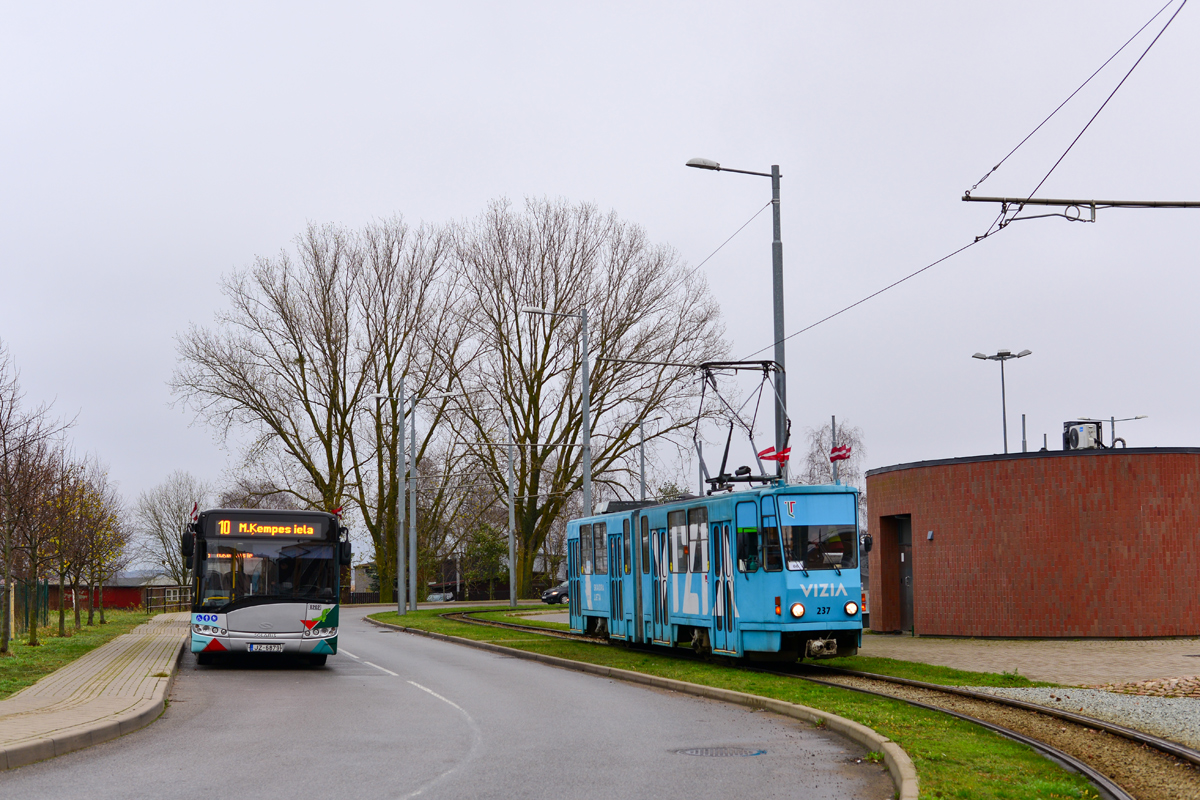 Лиепая, Tatra KT4D № 237