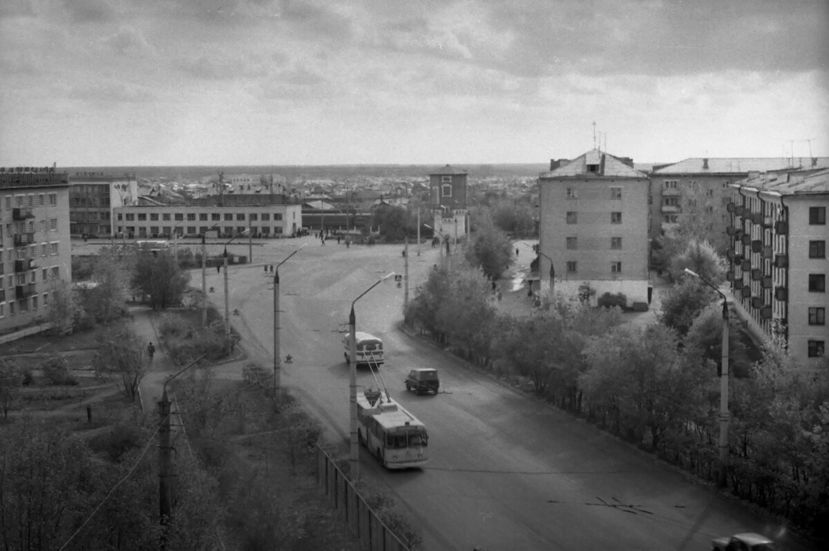 Петропавловск — Старые фотографии; Петропавловск — Троллейбусные линии и инфраструктура